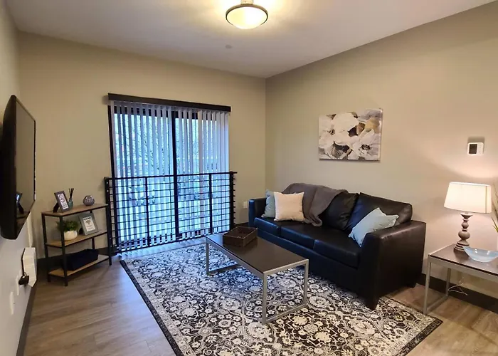 Appartamento 520 Neil Luxury 2 Bedroom *